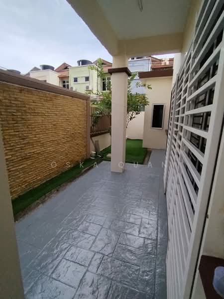 Rumah Teres 2 Tingkat untuk Dijual di Bandar Mahkota Cheras (Cheras) - Oska Quan - Exterior - PropertyGuru.com.my