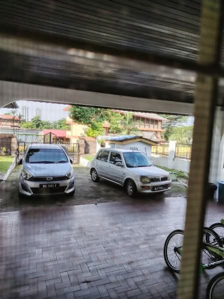 Link Bungalow for Sale in Taman Universiti Ss3 (Petaling Jaya) - Cindy Kee - Exterior - PropertyGuru.com.my
