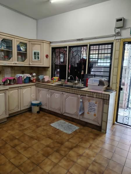 Link Bungalow for Sale in Taman Universiti Ss3 (Petaling Jaya) - Cindy Kee - Kitchen - PropertyGuru.com.my