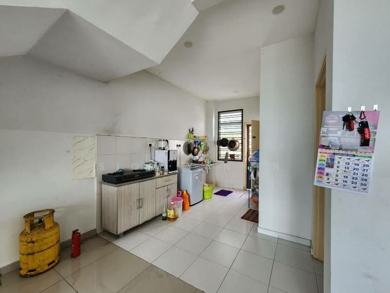 Rumah Teres 2.5 Tingkat untuk Dijual di Bandar Seri Alam (Masai) - Siow Yan Er - Kitchen - PropertyGuru.com.my
