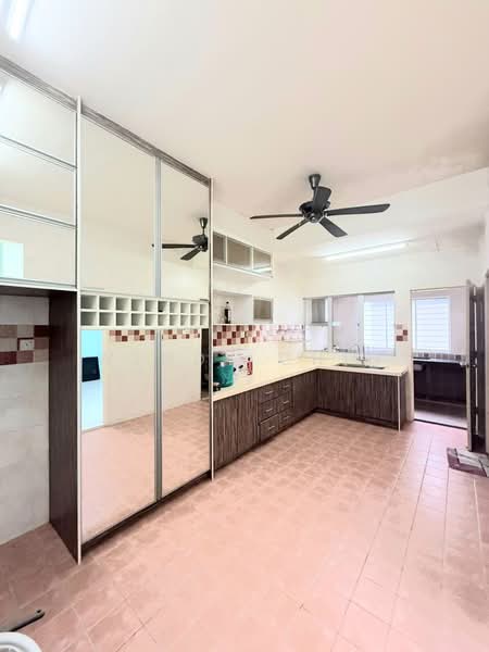 Rumah Teres 2 Tingkat untuk Dijual di Bandar Puteri Puchong (Puchong) - Wendy Chin - Kitchen - PropertyGuru.com.my