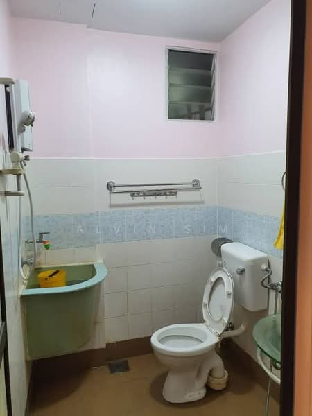 Apartment for Sale at Desa Alor Vista - Alvin Sim - Bathroom - PropertyGuru.com.my