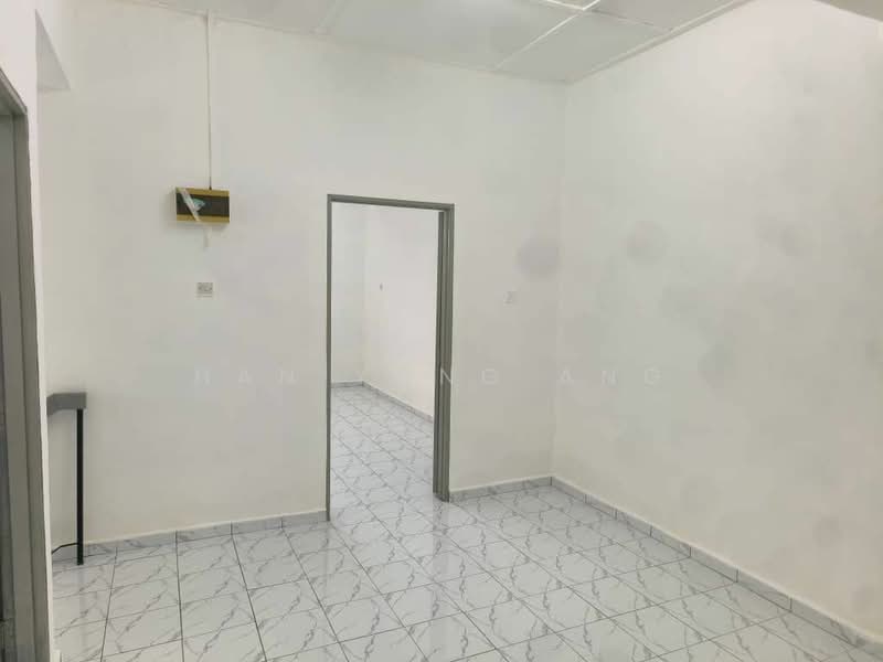 2-storey Terraced House for Sale in Taman Universiti (Skudai) - Han Yong Ang - Interior - PropertyGuru.com.my