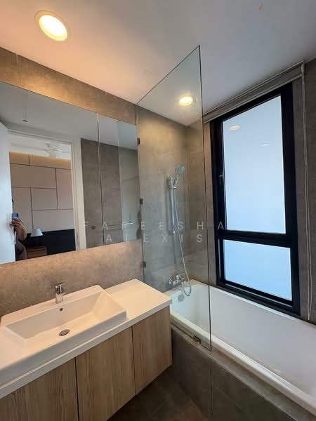 Servis Apartment untuk Dijual di Kami - Fareesha Alexis - Bathroom - PropertyGuru.com.my