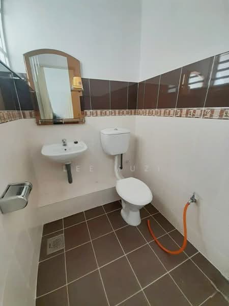 2-storey Terraced House for Sale in Panorama Lapangan Perdana (Ipoh) - Lee Muzi - Bathroom - PropertyGuru.com.my