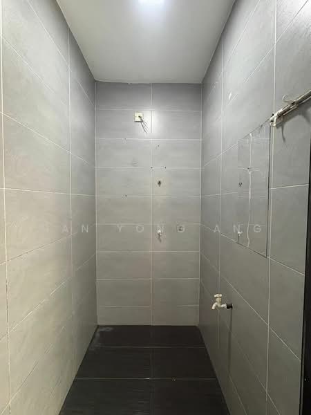 Rumah Teres 1 Tingkat untuk Dijual di Taman Johor Jaya (Johor Bahru) - Han Yong Ang - Bathroom - PropertyGuru.com.my