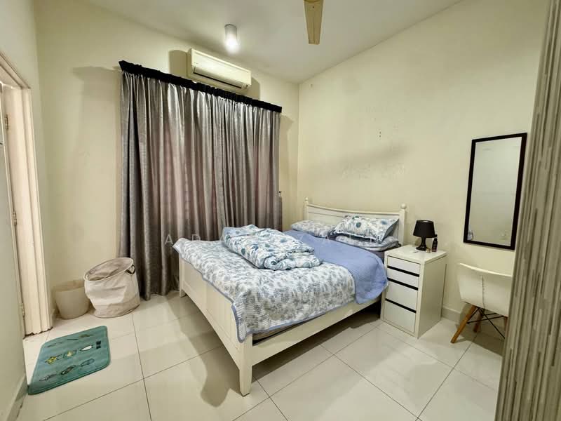2-storey Terraced House for Sale in D'Kayangan (Shah Alam) - Adaw Zain - Bedroom - PropertyGuru.com.my