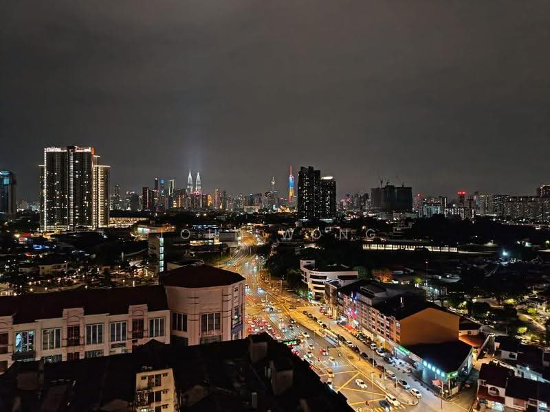 Kediaman Servis untuk Dijual di Diamond Regency - John Wong - View - PropertyGuru.com.my