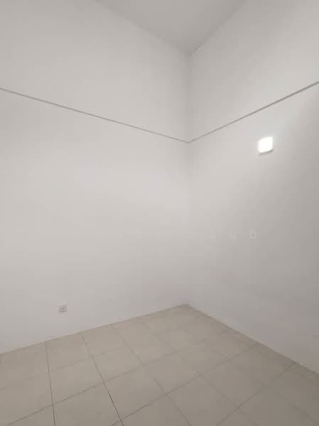 Rumah Teres 1 Tingkat untuk Disewa di Iringan Bayu (Seremban) - Rohani Daud - Interior - PropertyGuru.com.my