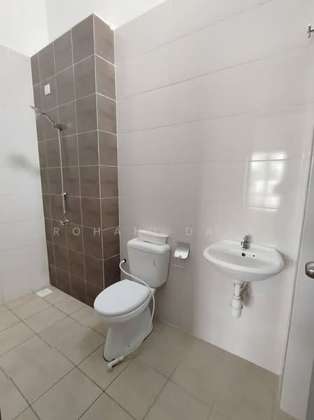 Rumah Teres 1 Tingkat untuk Disewa di Iringan Bayu (Seremban) - Rohani Daud - Bathroom - PropertyGuru.com.my
