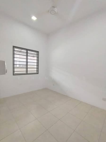 Rumah Teres 1 Tingkat untuk Disewa di Iringan Bayu (Seremban) - Rohani Daud - Interior - PropertyGuru.com.my