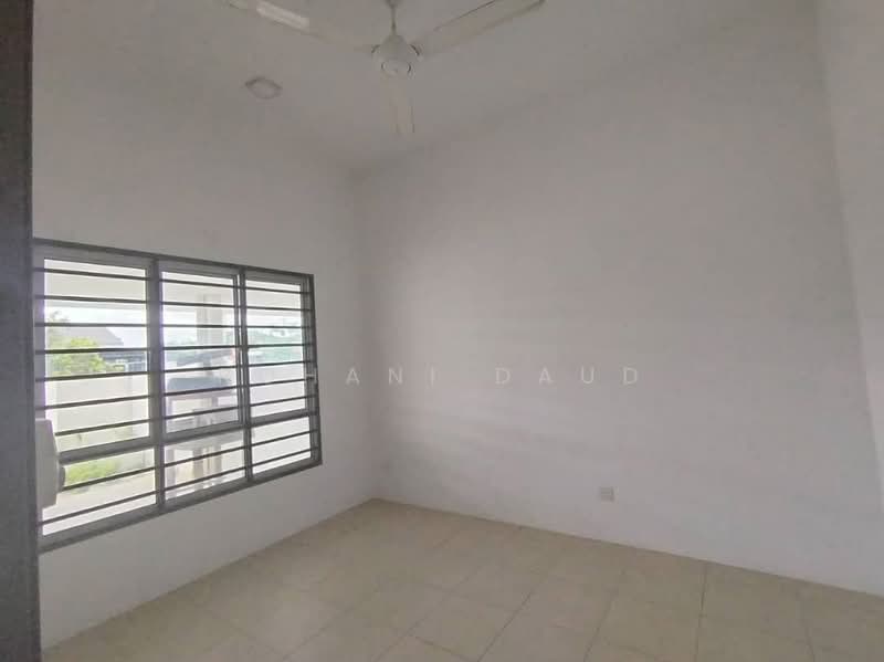 Rumah Teres 1 Tingkat untuk Disewa di Iringan Bayu (Seremban) - Rohani Daud - Interior - PropertyGuru.com.my
