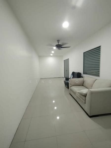 Factory for Rent in Bandar Sultan Suleiman (Port Klang (Pelabuhan Klang)) - King Loo - Living Room - PropertyGuru.com.my