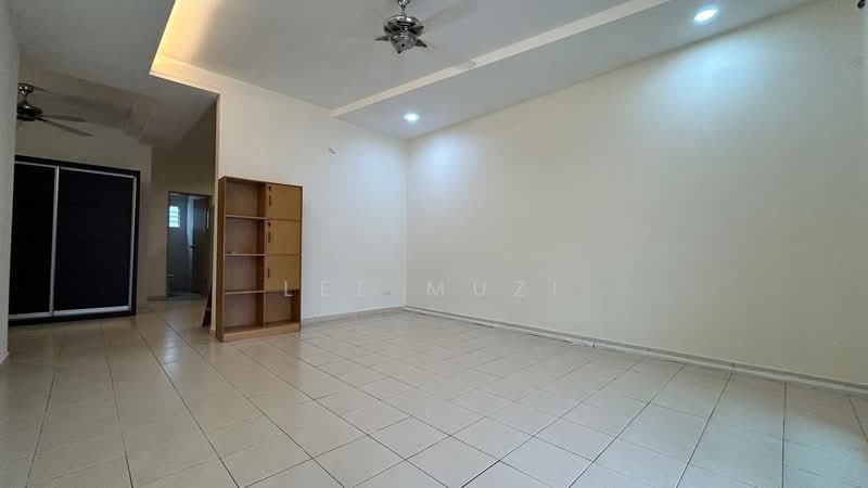 2-storey Terraced House for Sale in Bandar Seri Botani (Simpang Pulai) - Lee Muzi - Living Room - PropertyGuru.com.my