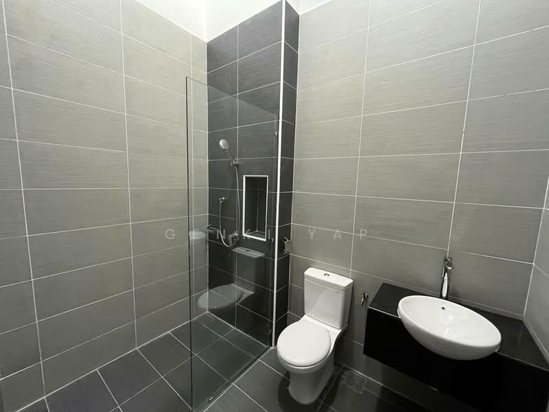 Cluster House for Rent in Taman Ekoflora (Johor Bahru) - Genki Yap - Bathroom - PropertyGuru.com.my