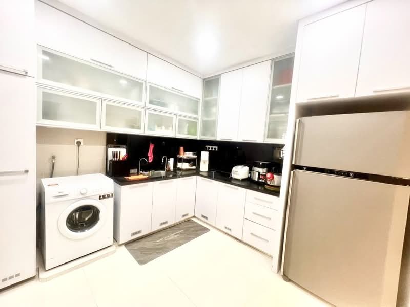 2-storey Terraced House for Sale in Setia Tropika (Johor Bahru) - Yik Tat - Kitchen - PropertyGuru.com.my