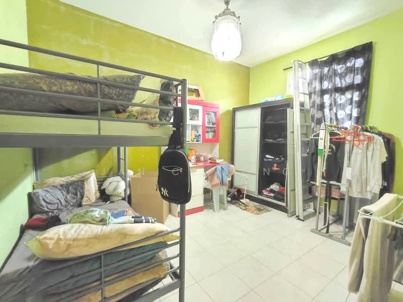 2-storey Terraced House for Sale in Bandar Putra (Kulai) - Janice Yong - Bedroom - PropertyGuru.com.my