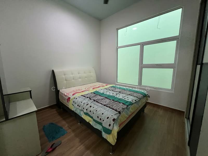 Cluster House for Sale in Taman Mount Austin (Tebrau) - Cahrie Bong - Bedroom - PropertyGuru.com.my