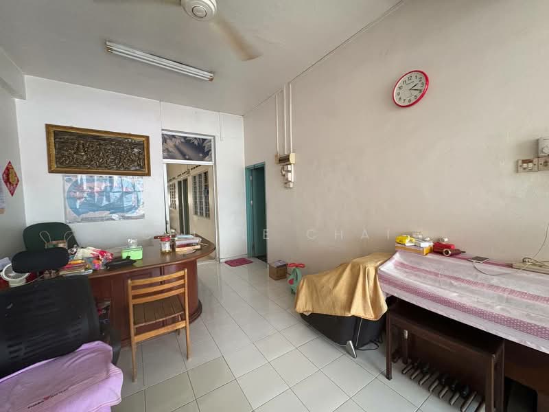 Shop / Office for Sale in Kampung Paya (Kluang) - Celine Chai - Interior - PropertyGuru.com.my