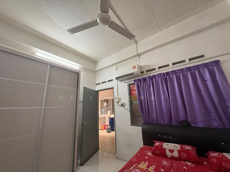 Shop / Office for Sale in Kampung Paya (Kluang) - Celine Chai - Bedroom - PropertyGuru.com.my