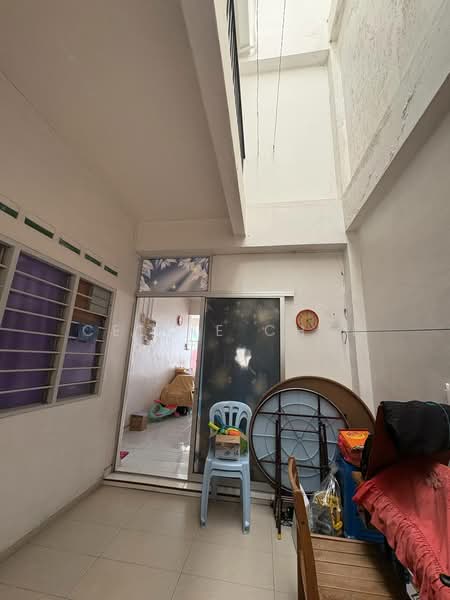 Shop / Office for Sale in Kampung Paya (Kluang) - Celine Chai - Interior - PropertyGuru.com.my