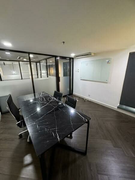 Pejabat untuk Dijual di KLCC (KL City Centre) - Vincent Tan - Interior - PropertyGuru.com.my