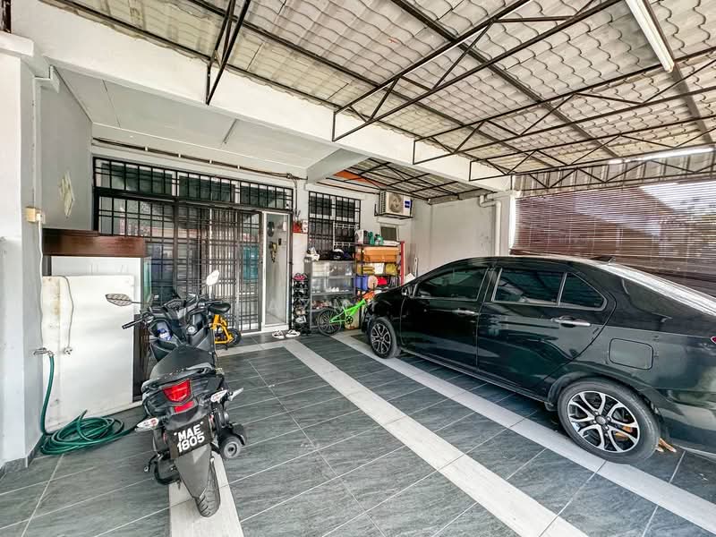 1-storey Terraced House for Sale in Tanjong Duabelas (Selangor) - Azmi . - PropertyGuru.com.my