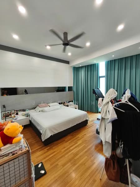 Condominium for Sale at Tropicana Grande - Jayden Ho - Bedroom - PropertyGuru.com.my