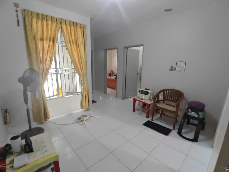 2-storey Terraced House for Sale in Setia Tropika (Johor Bahru) - Calley Chin - Living Room - PropertyGuru.com.my