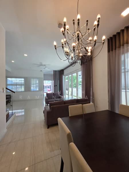 Semi-Detached House for Sale in Bandar Damansara Perdana (Damansara Perdana) - Ganesh Ramanathan (Ganesha) - Living Room - PropertyGuru.com.my