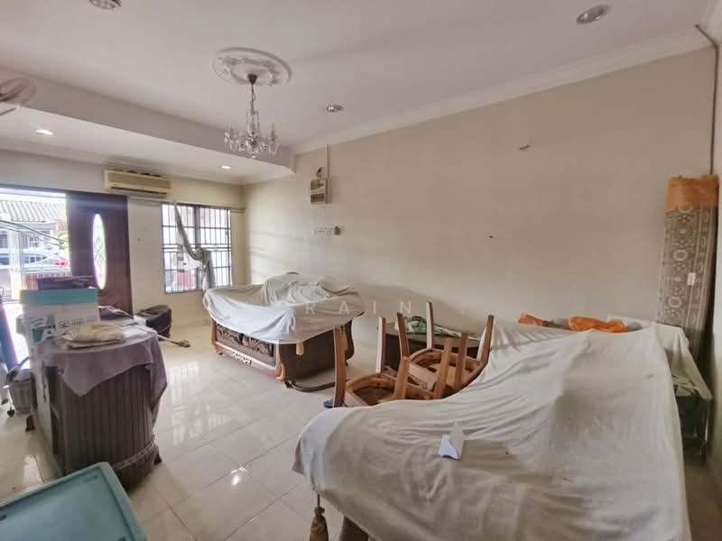 1-storey Terraced House for Sale in Kepong (Kuala Lumpur) - Nurain . - Living Room - PropertyGuru.com.my