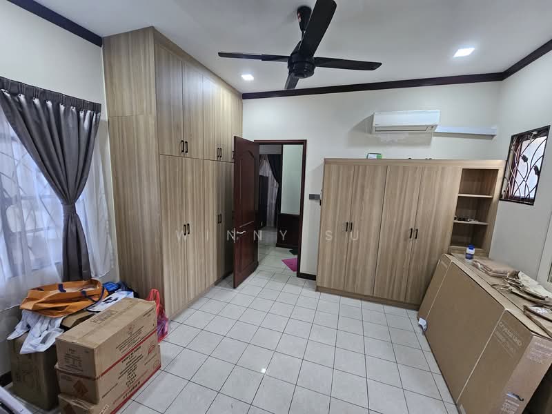 Semi-Detached House for Sale in Bukit Jelutong (Shah Alam) - Winny Su - Bedroom - PropertyGuru.com.my