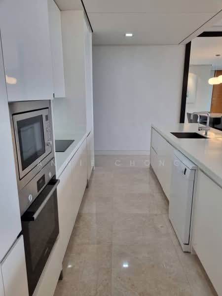Kondominium untuk Disewa di Condominium @ The Troika - Annie Chong - Kitchen - PropertyGuru.com.my