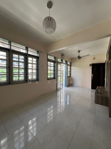 Apartment for Sale at Mutiara Perdana - Ms Chang - Living Room - PropertyGuru.com.my