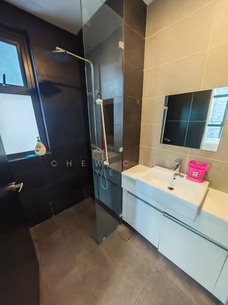 Service Residence for Rent at Setia Sky 88 - Chew Chee Yee - Bathroom - PropertyGuru.com.my