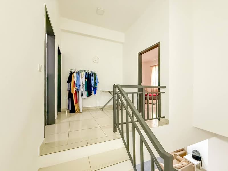 2-storey Terraced House for Sale in Alam Sari (Bangi) - Aida Ramli - Corridor - PropertyGuru.com.my