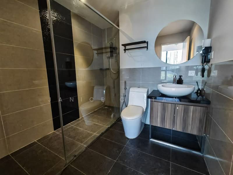 Servis Apartment untuk Dijual di Bangsar Trade Centre - Janice CC Tan - Bathroom - PropertyGuru.com.my
