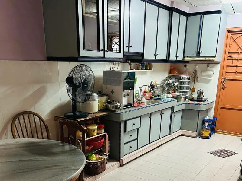 1-storey Terraced House for Sale in Taman Melaka Jaya (Batu Berendam) - King Song - Kitchen - PropertyGuru.com.my