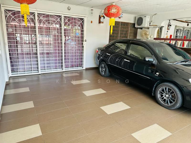 1-storey Terraced House for Sale in Taman Melaka Jaya (Batu Berendam) - King Song - PropertyGuru.com.my