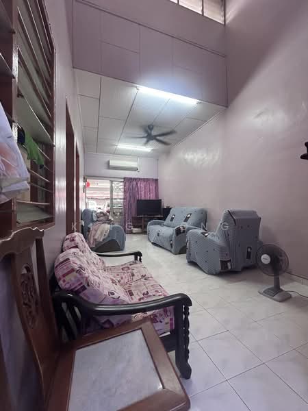 1-storey Terraced House for Sale in Taman Melaka Jaya (Batu Berendam) - King Song - PropertyGuru.com.my