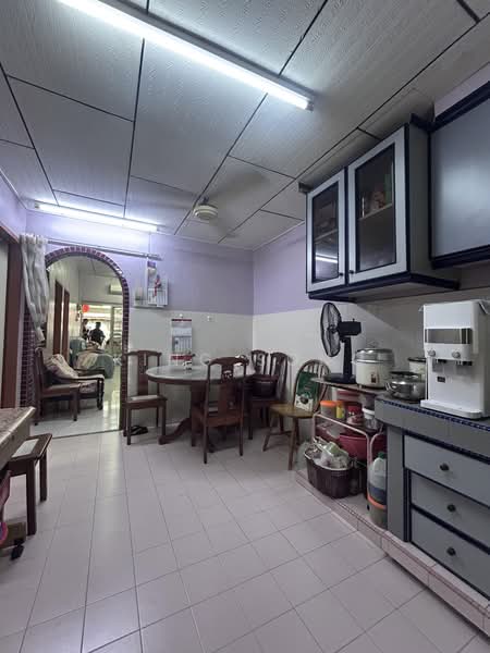 1-storey Terraced House for Sale in Taman Melaka Jaya (Batu Berendam) - King Song - PropertyGuru.com.my