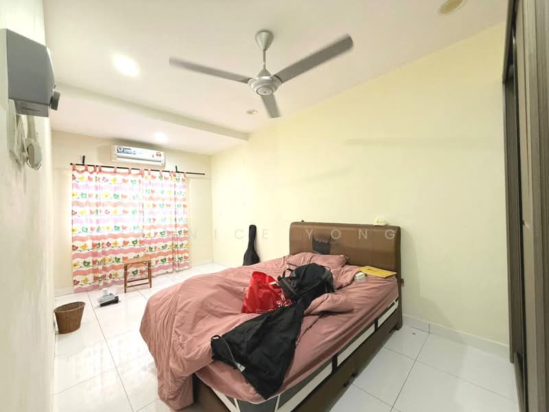 Rumah Teres 2 Tingkat untuk Dijual di Nusantara Prima (Gelang Patah) - Janice Yong - Bedroom - PropertyGuru.com.my