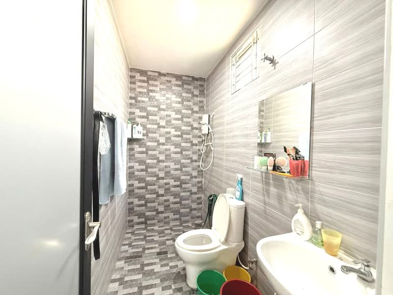 Rumah Teres 2 Tingkat untuk Dijual di Nusantara Prima (Gelang Patah) - Janice Yong - Bathroom - PropertyGuru.com.my