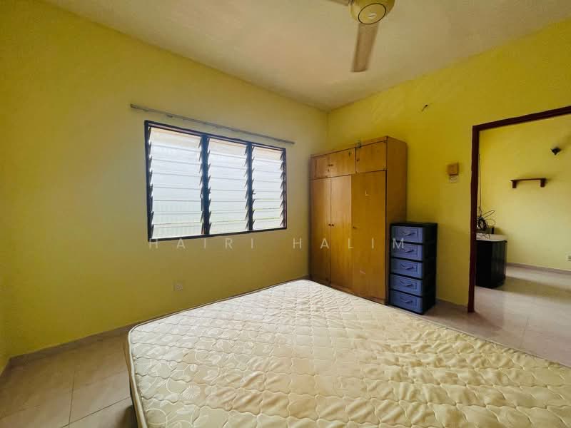 Flat for Rent at Rumah Pangsa Nilam Sari - Hairi Halim - PropertyGuru.com.my