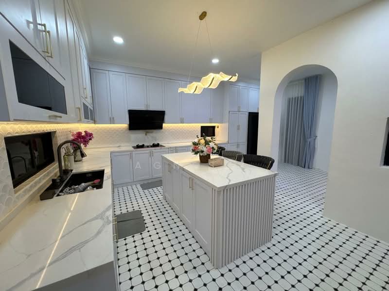 For Rent - Taman Impian Emas