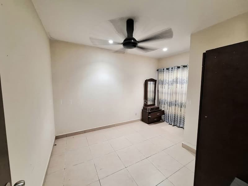 2-storey Terraced House for Sale in Rawang (Selangor) - SITI KHAIRIYAH JAAFAR - Bedroom - PropertyGuru.com.my