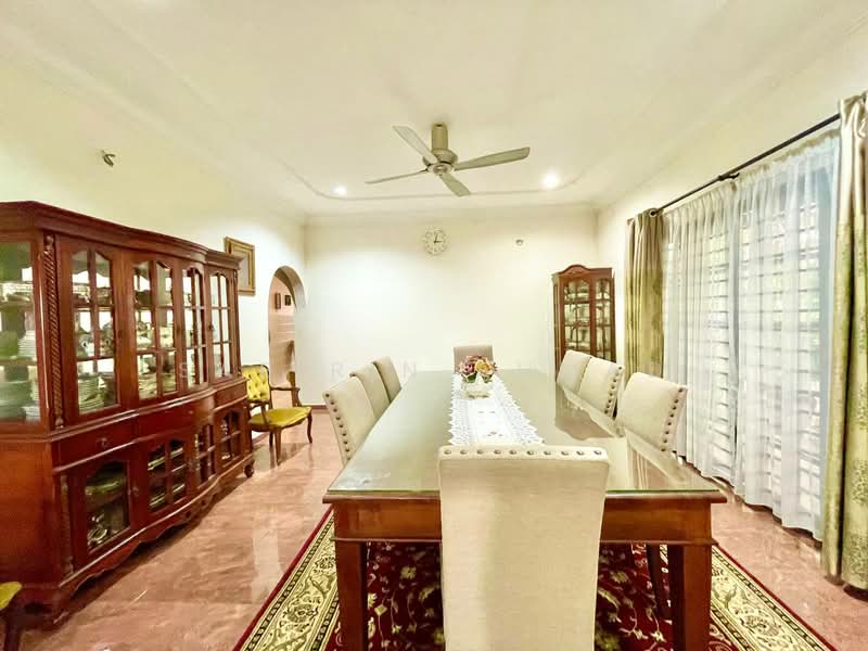 Bungalow for Sale in Kampung Tunku (Petaling Jaya) - Sabirin Ahmad - Dining Room - PropertyGuru.com.my