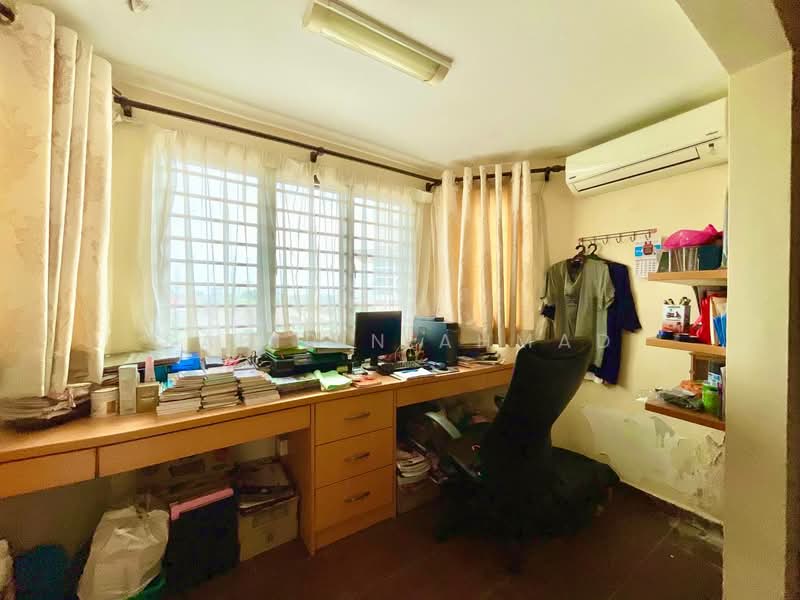 Bungalow for Sale in Kampung Tunku (Petaling Jaya) - Sabirin Ahmad - Study - PropertyGuru.com.my