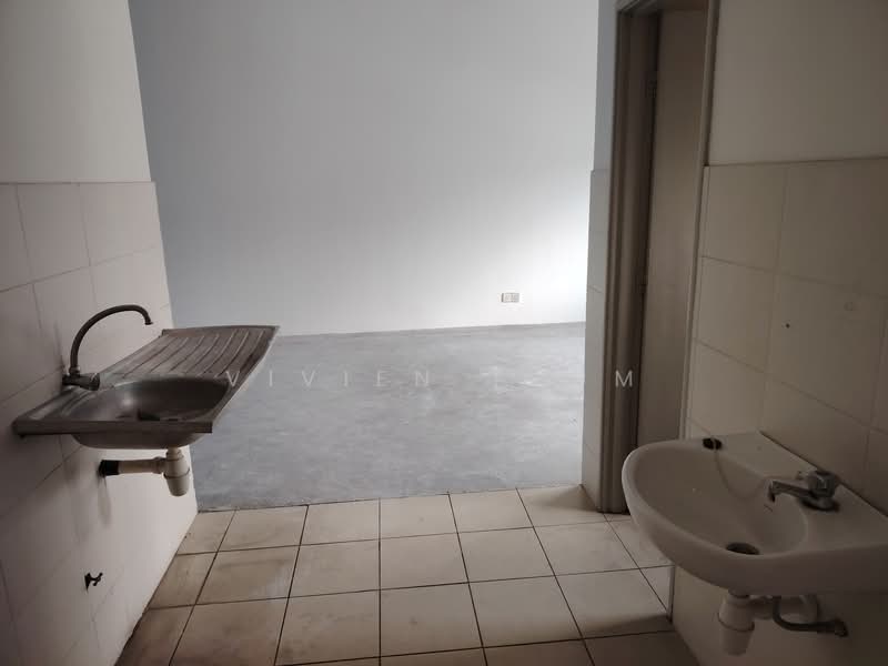 Kedai / Pejabat untuk Dijual di Shah Alam (Selangor) - Vivien Thum - Interior - PropertyGuru.com.my