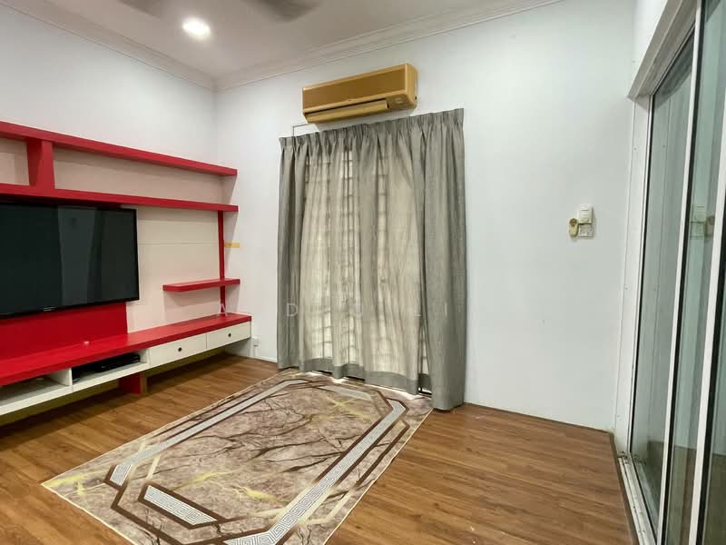 Bungalow for Rent in Orna Golf & Country Club (Bemban) - Aaden Lim - Living Room - PropertyGuru.com.my